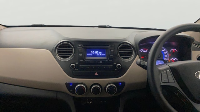 View Hyundai Grand i10 Image 17 Used Hyundai Grand i10 Image 17