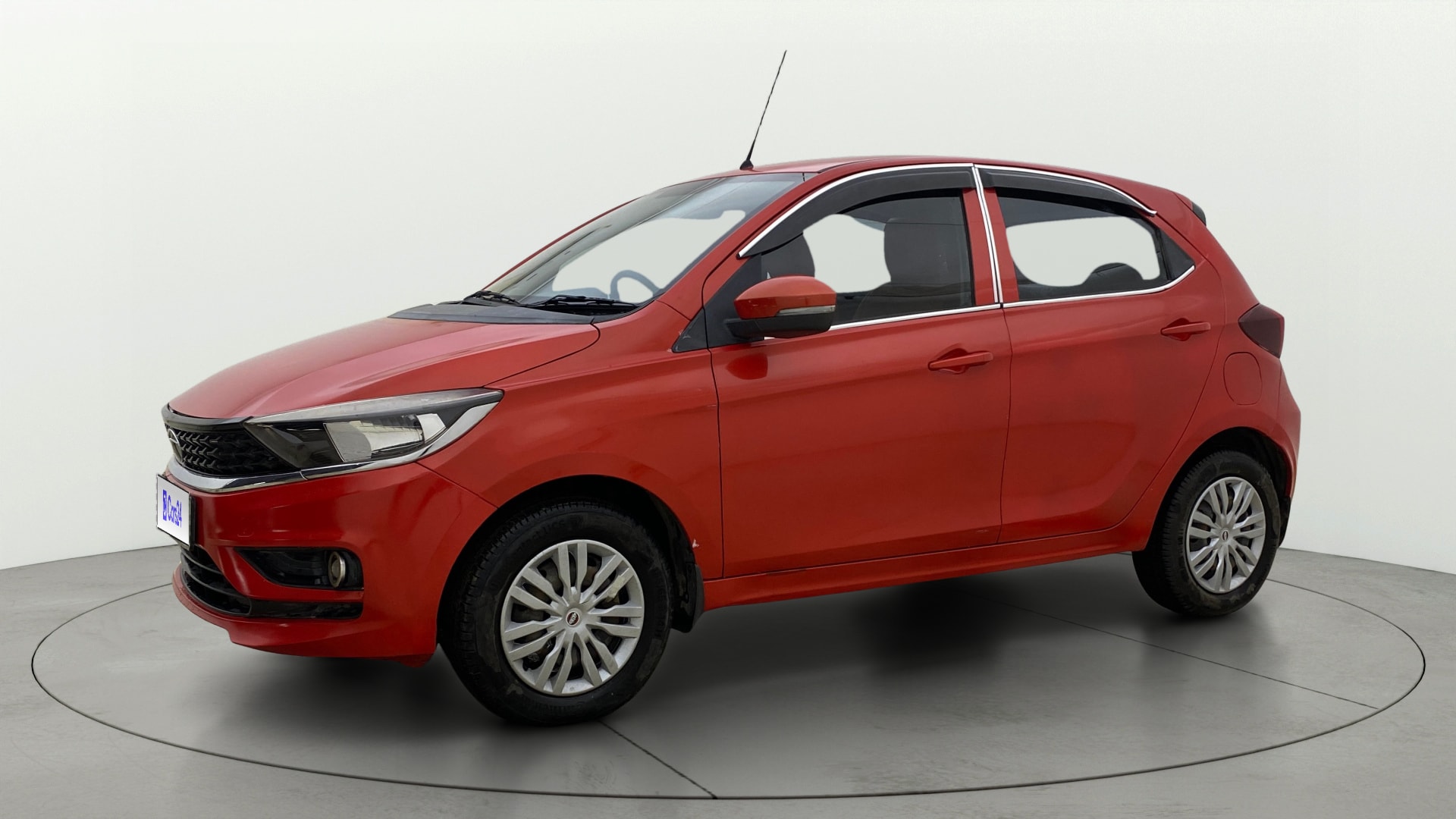 View 2020 Tata Tiago Revotorq XB Image 35 Used 2020 Tata Tiago Revotorq XB Image 35