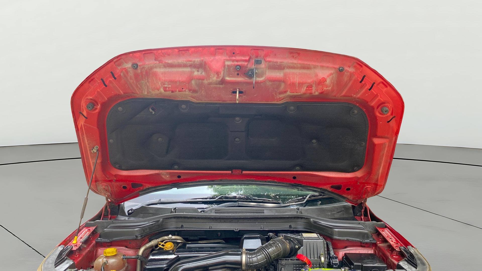 View 2019 Mahindra XUV300 W4 Petrol BS IV Image 20 Used 2019 Mahindra XUV300 W4 Petrol BS IV Image 20