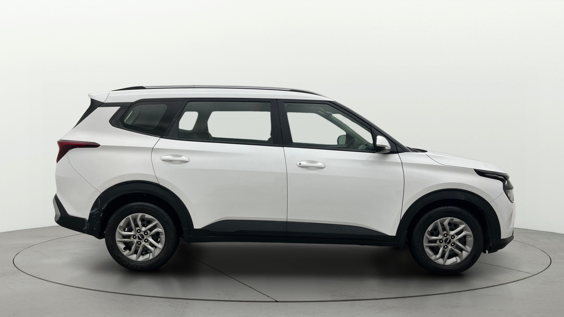 Used 2022 Kia Carens Used 2022 Kia Carens