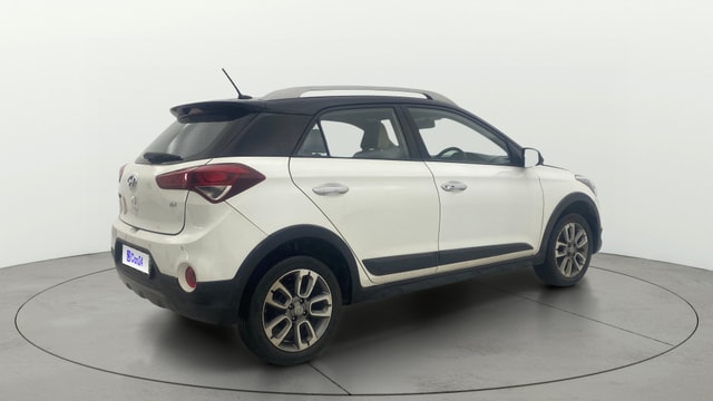 View Hyundai i20 Active Image 45 Used Hyundai i20 Active Image 45