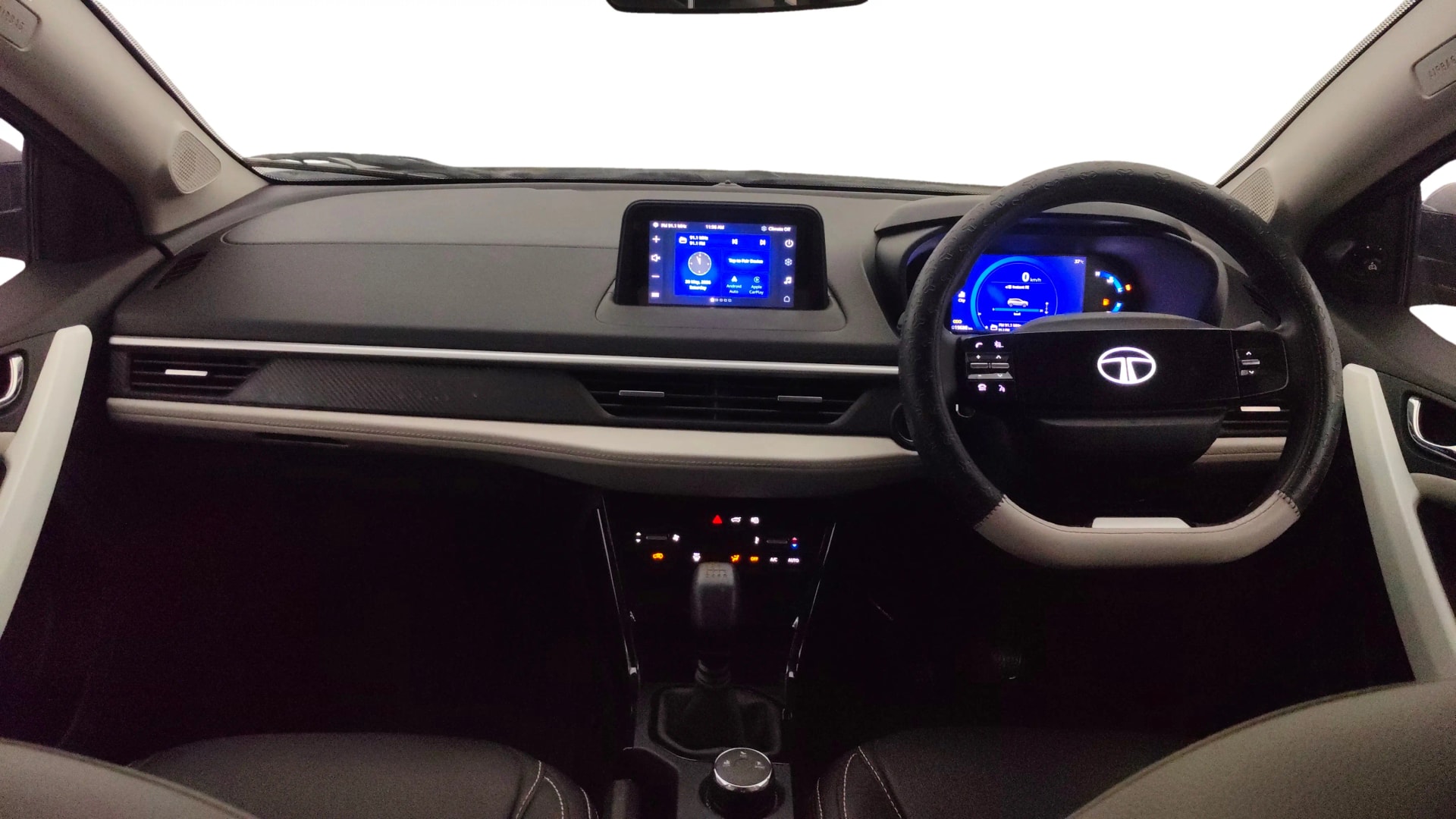 View 2024 Tata Nexon Revotron XE Image 15 Used 2024 Tata Nexon Revotron XE Image 15