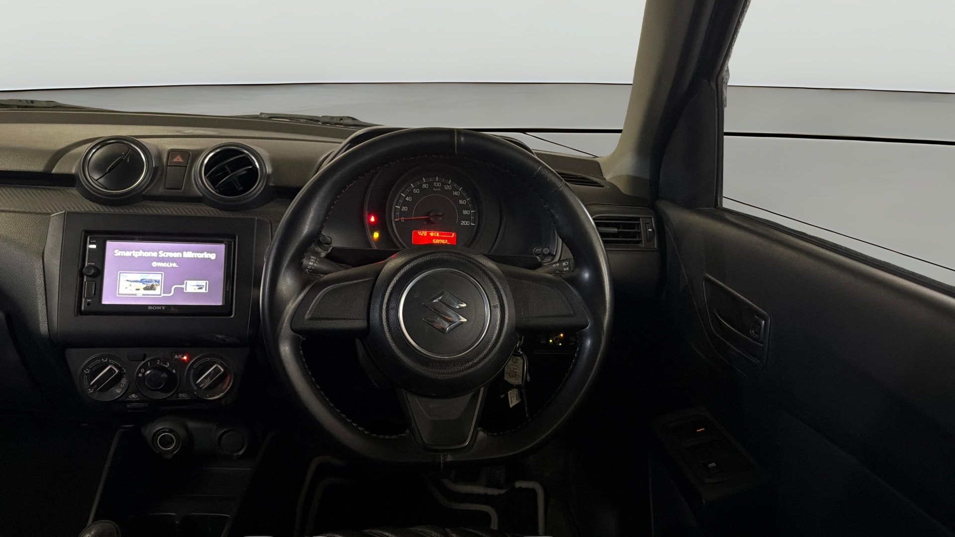 View 2022 Maruti Suzuki 1000 Base Variant Image 20 Used 2022 Maruti Suzuki 1000 Base Variant Image 20