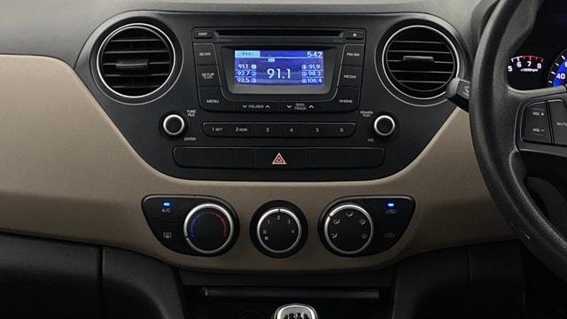 View Hyundai Xcent Image 17 Used Hyundai Xcent Image 17