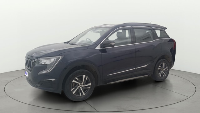 View Mahindra XUV700 Image 35 Used Mahindra XUV700 Image 35