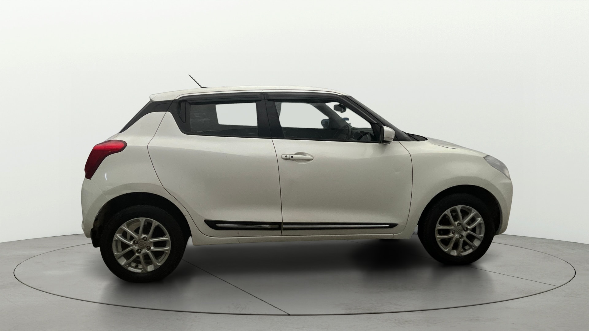 View 2022 Maruti Suzuki 1000 Base Variant Image 27 Used 2022 Maruti Suzuki 1000 Base Variant Image 27