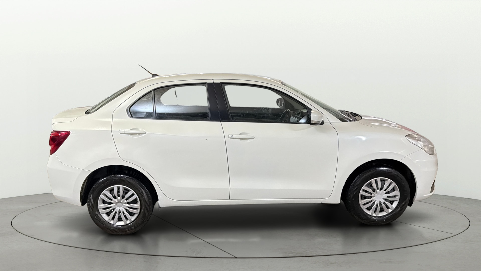 View 2022 Maruti Suzuki 1000 Base Variant Image 8 Used 2022 Maruti Suzuki 1000 Base Variant Image 8