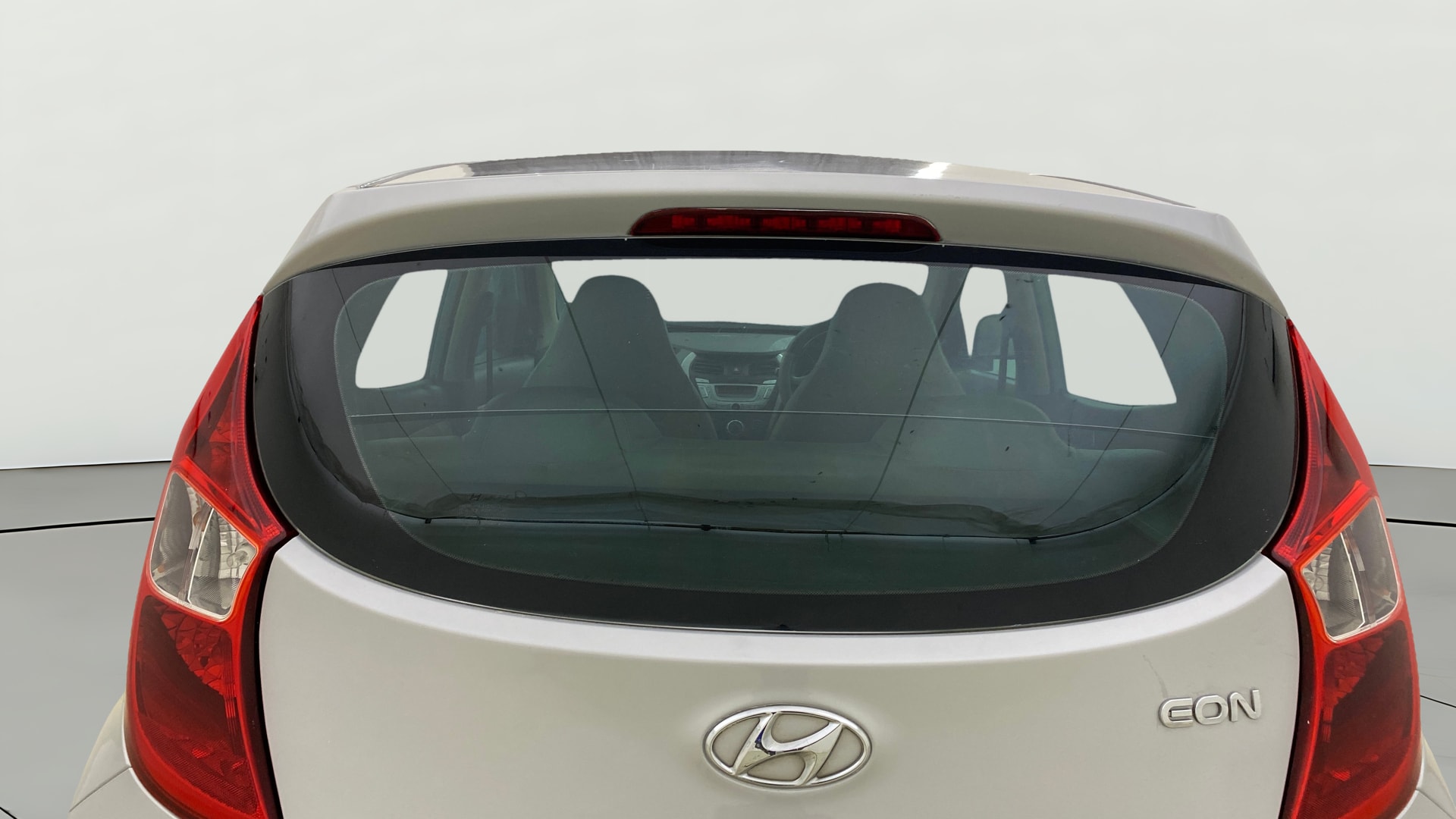 View 2017 Hyundai EON Magna Plus Image 4 Used 2017 Hyundai EON Magna Plus Image 4