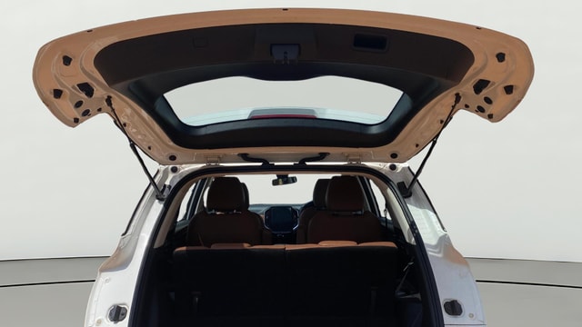 View MG Hector Plus Image 17 Used MG Hector Plus Image 17