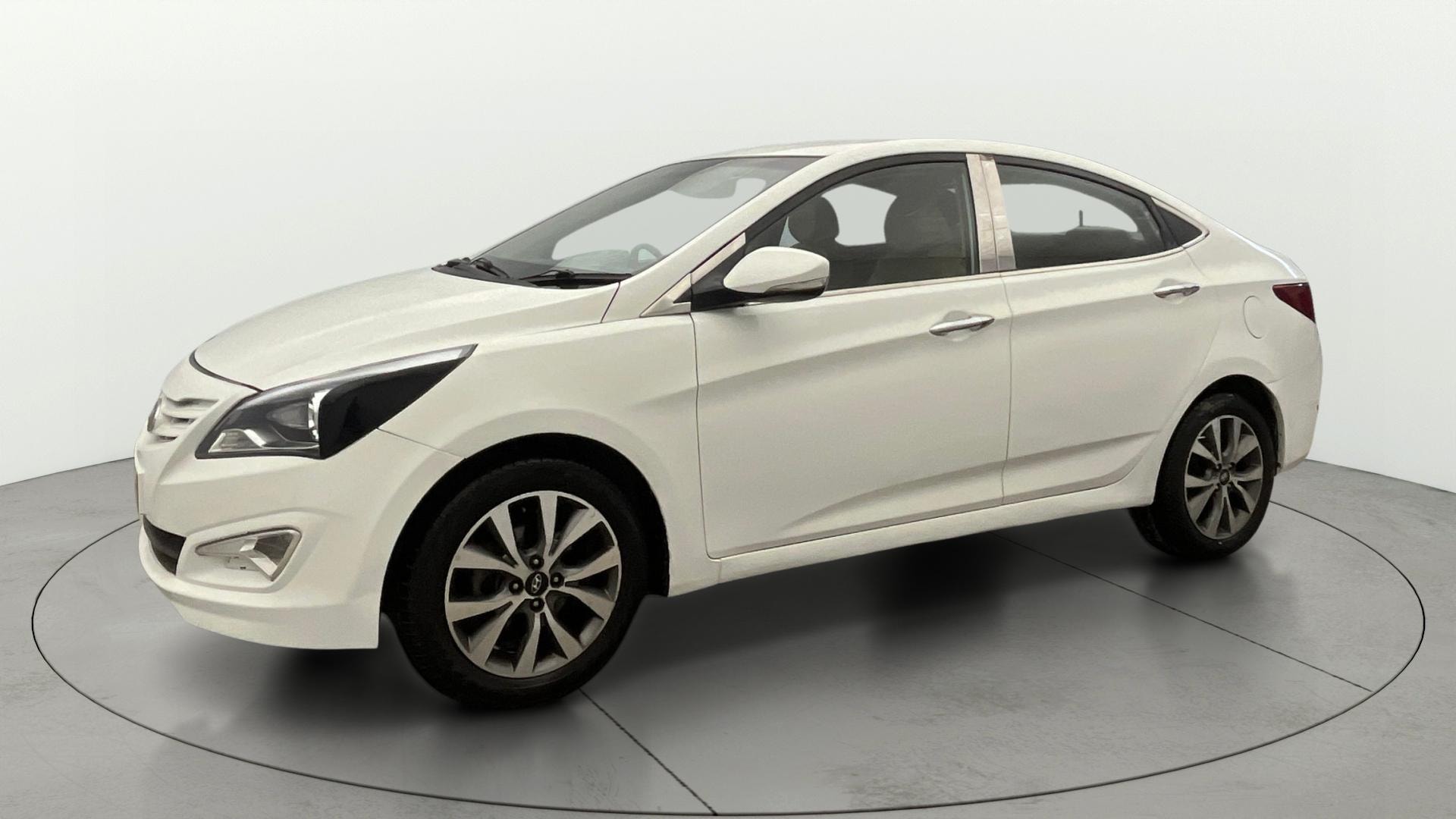 Used 2015 Hyundai Fluidic Verna Used 2015 Hyundai Fluidic Verna