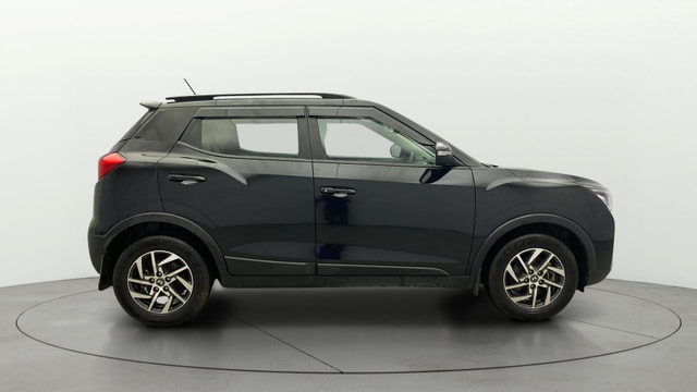 View Mahindra XUV300 Image 28 Used Mahindra XUV300 Image 28