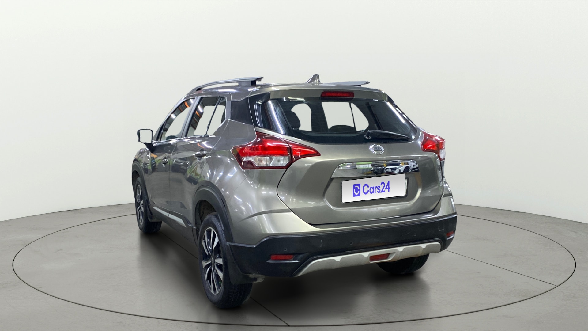 View 2019 Nissan Kicks XV Petrol BS IV Image 2 Used 2019 Nissan Kicks XV Petrol BS IV Image 2