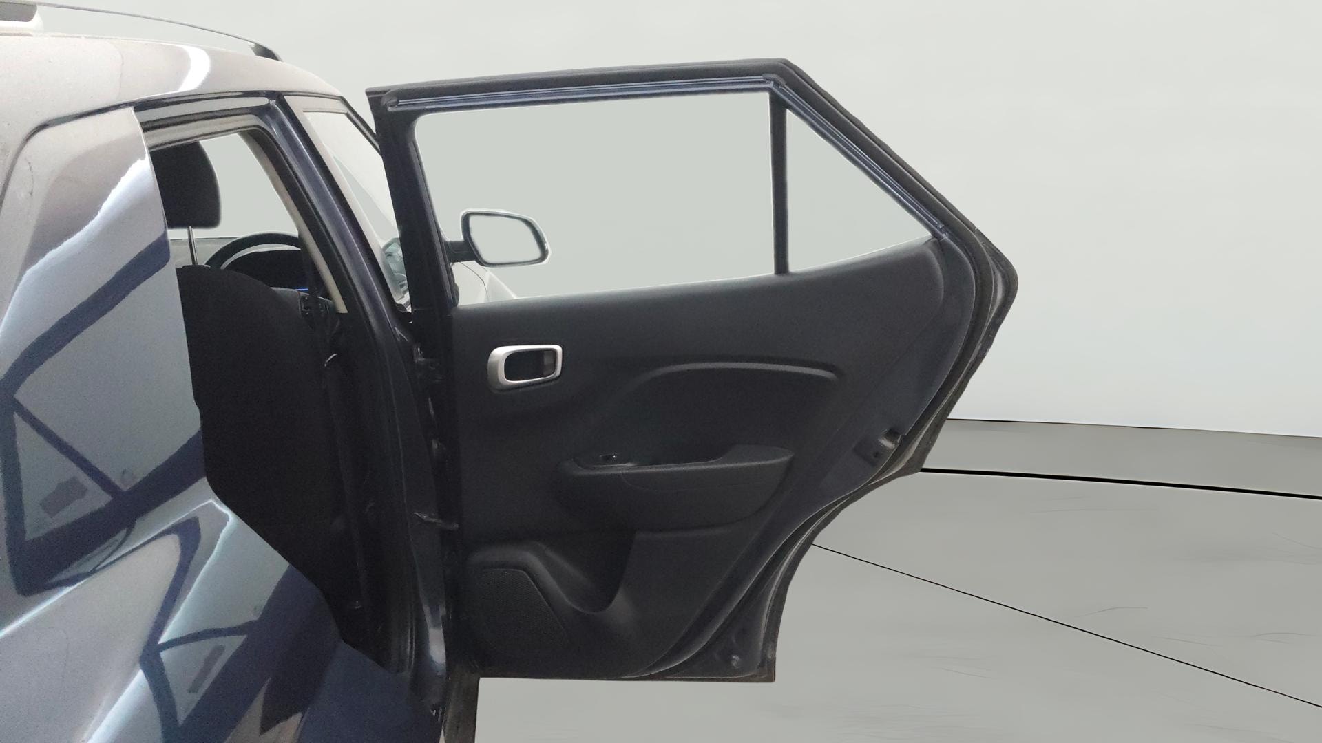 View 2019 Hyundai Venue SX Plus 1.0 Petrol AT Image 8 Used 2019 Hyundai Venue SX Plus 1.0 Petrol AT Image 8