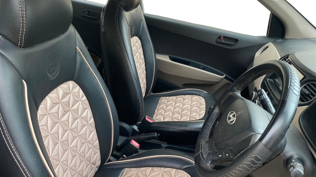 View Hyundai Grand i10 Image 27 Used Hyundai Grand i10 Image 27