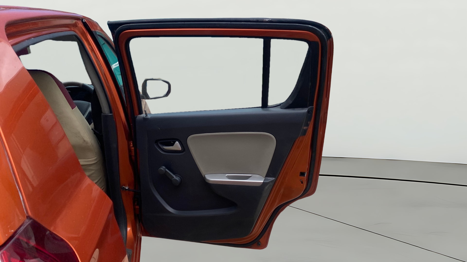 View 2017 Maruti Suzuki Alto K10 LX Image 7 Used 2017 Maruti Suzuki Alto K10 LX Image 7