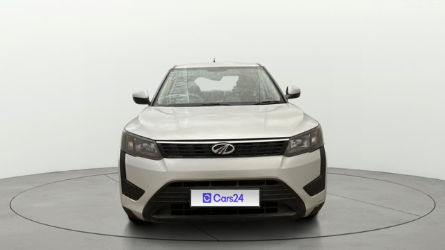 View Mahindra XUV300 Image 1 Used Mahindra XUV300 Image 1