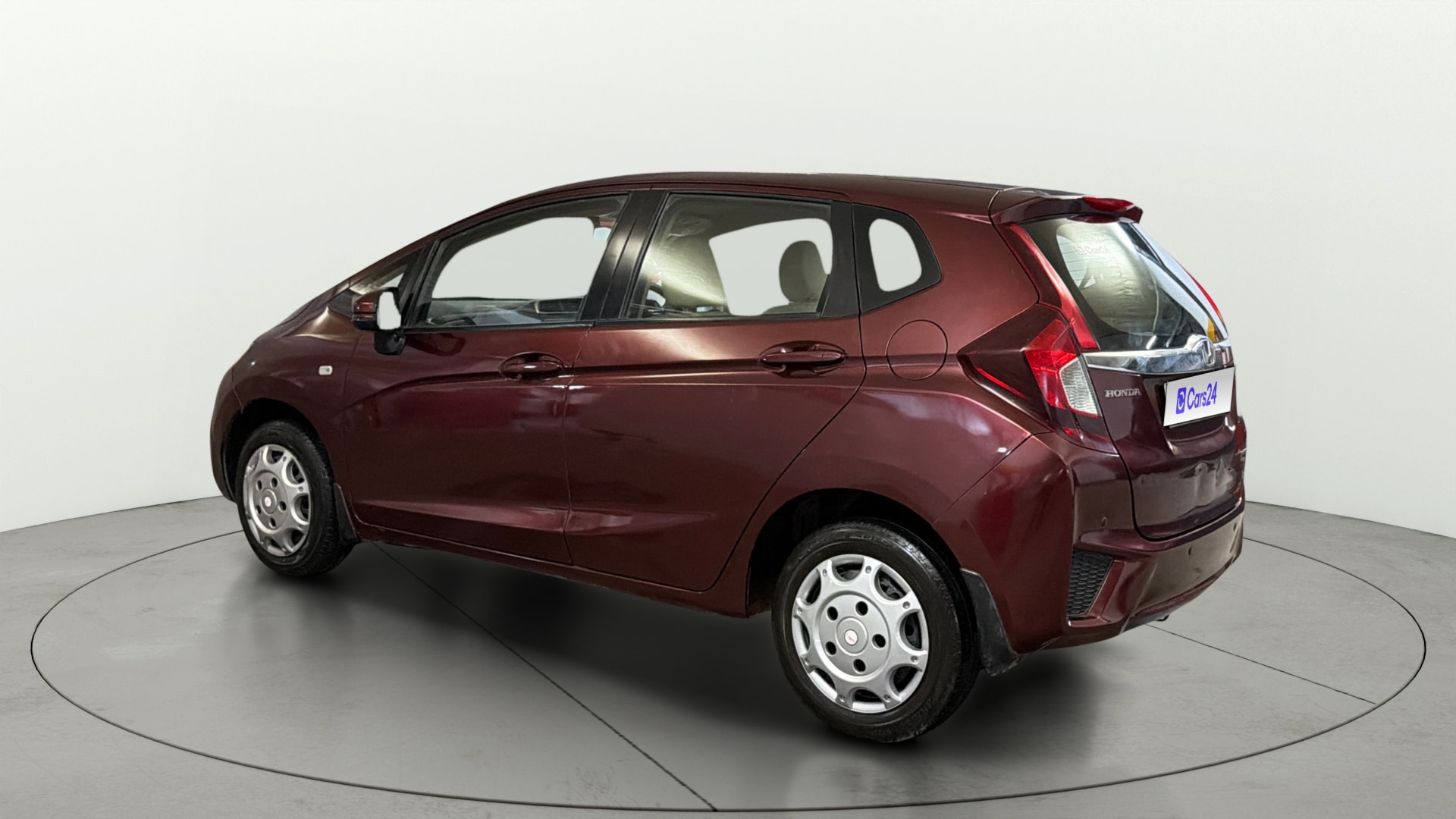 View 2017 Honda Jazz E MT Diesel Image 2 Used 2017 Honda Jazz E MT Diesel Image 2