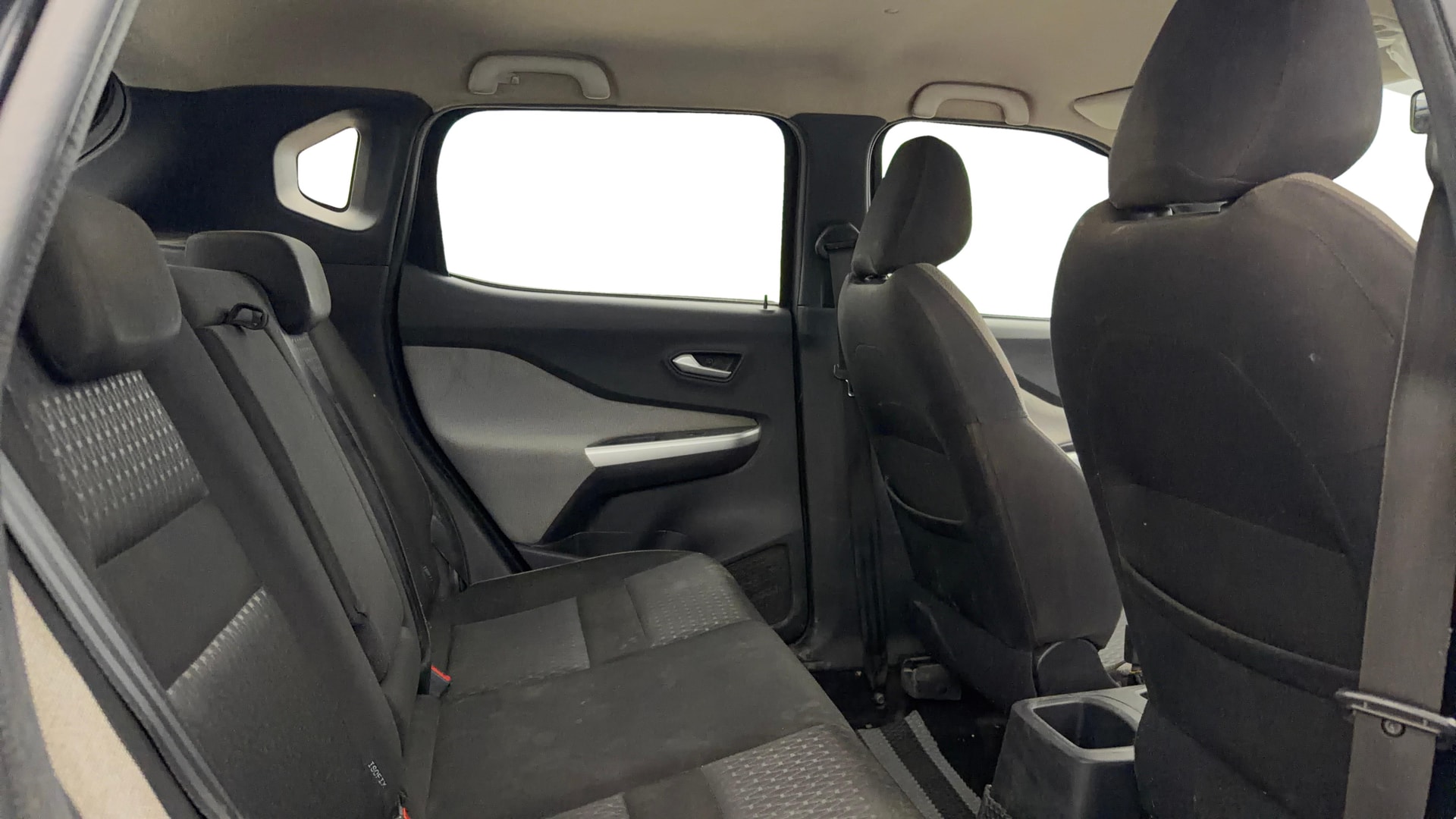 View 2022 Nissan Magnite XV Image 29 Used 2022 Nissan Magnite XV Image 29