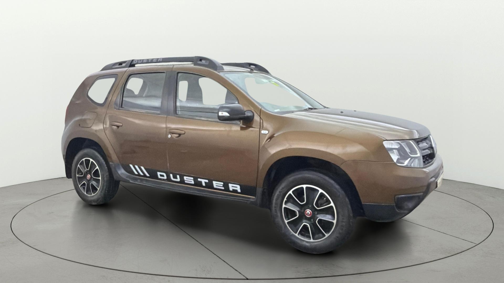 View 2018 Renault Duster Petrol RxS CVT Petrol Image 21 Used 2018 Renault Duster Petrol RxS CVT Petrol Image 21