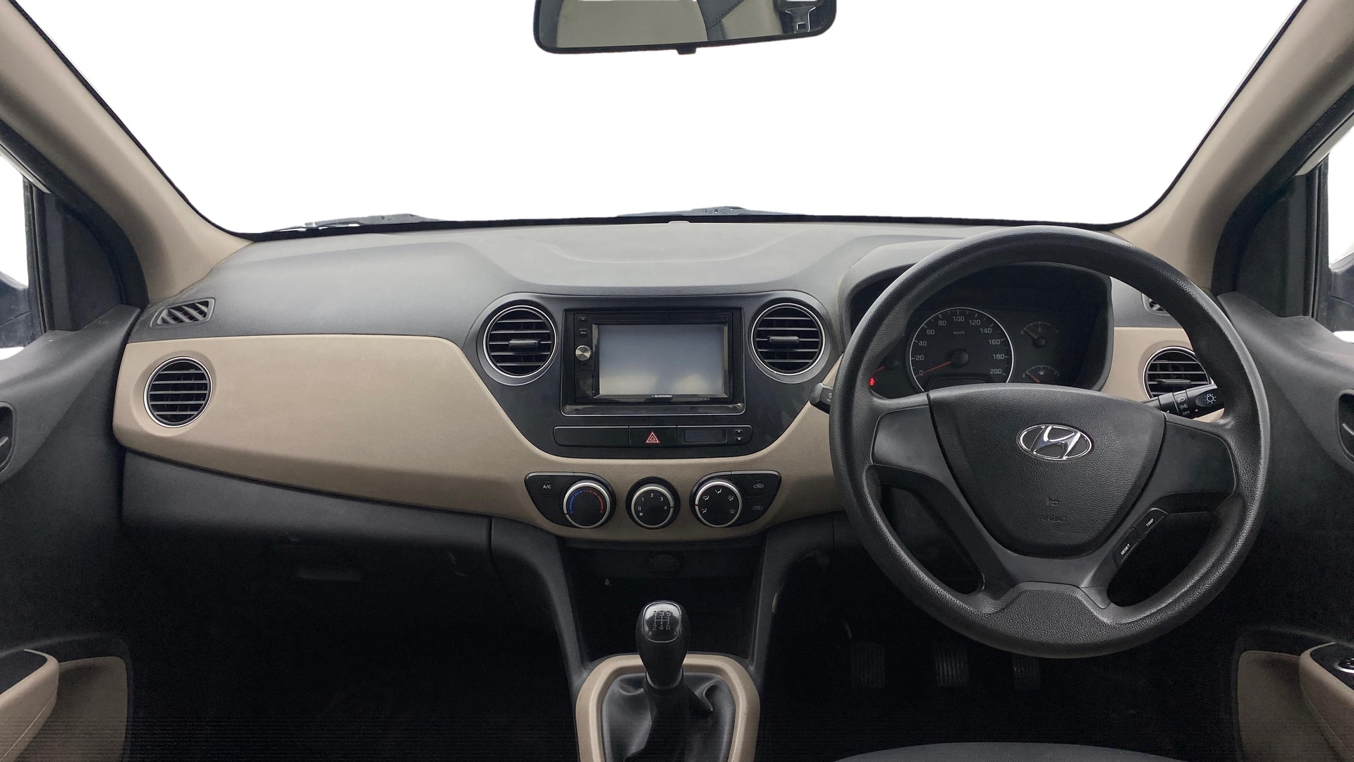 View 2017 Hyundai Grand i10 Magna 1.2 Kappa VTVT Image 15 Used 2017 Hyundai Grand i10 Magna 1.2 Kappa VTVT Image 15