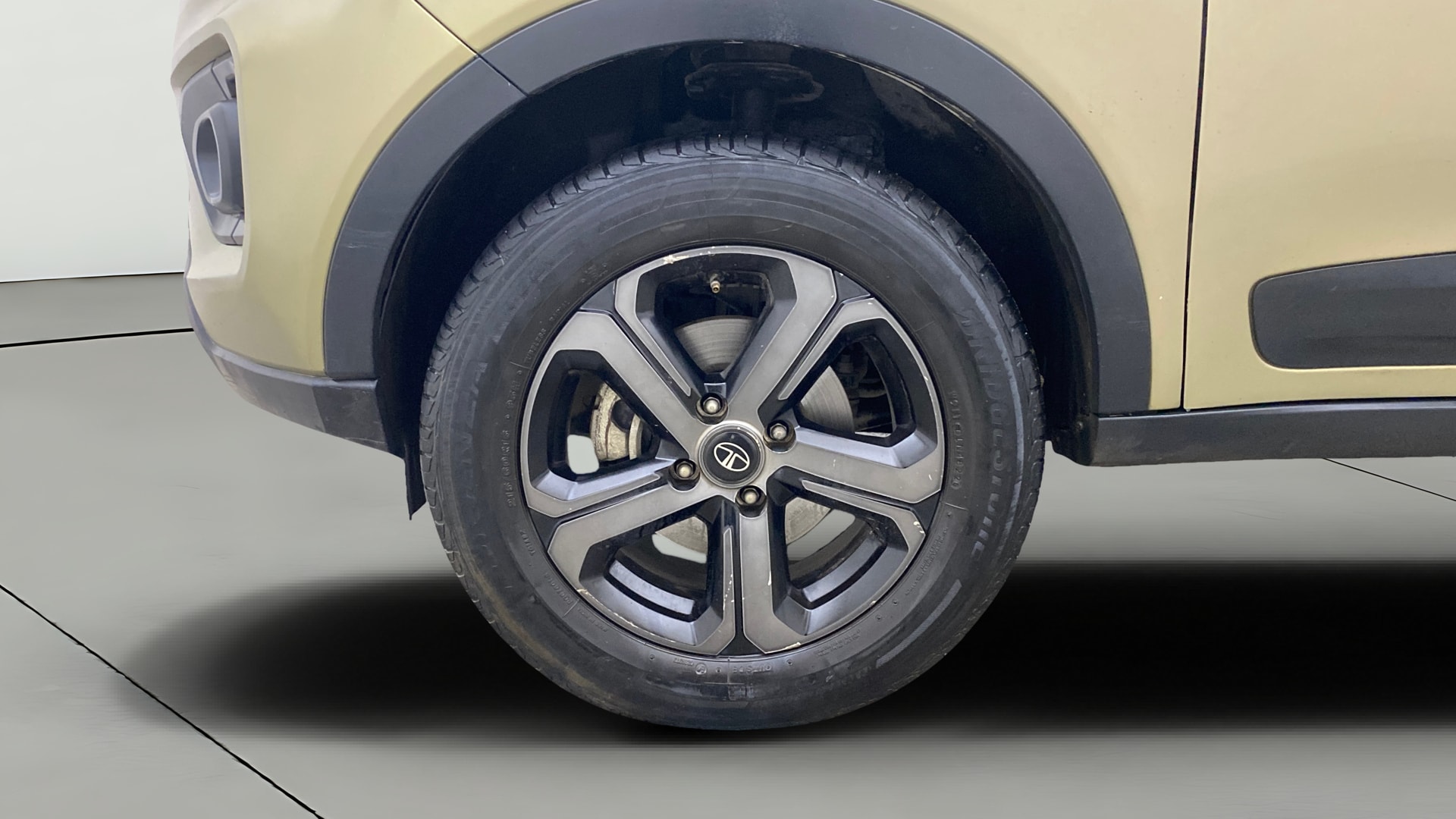 View 2022 Tata Nexon Revotron XE Image 30 Used 2022 Tata Nexon Revotron XE Image 30