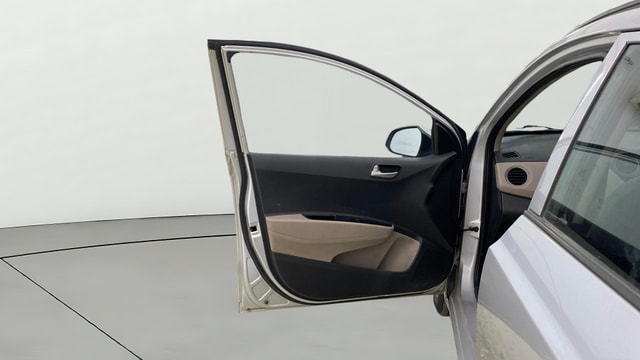 View Hyundai Grand i10 Image 30 Used Hyundai Grand i10 Image 30
