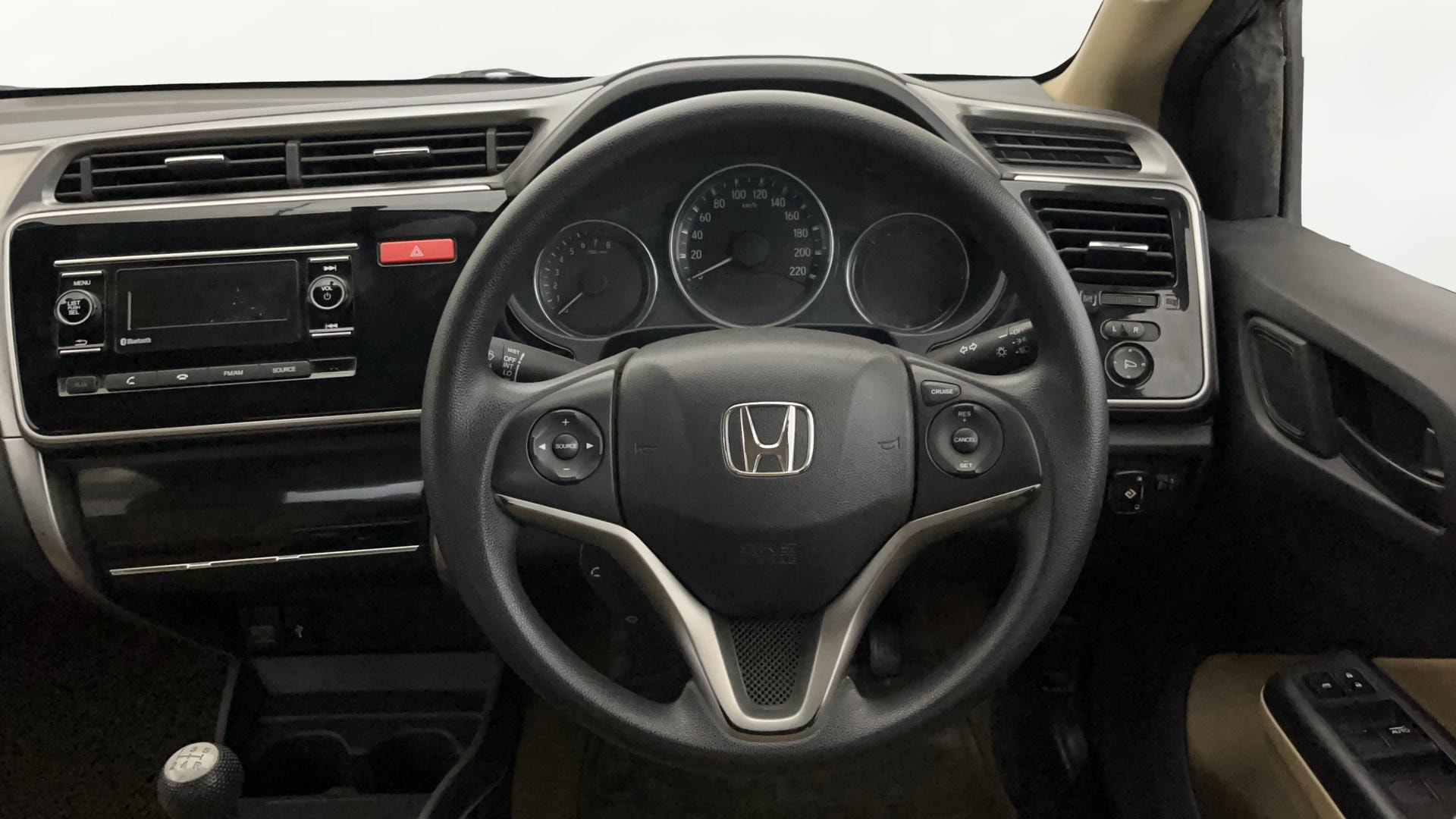 View 2014 Honda City ZX MT Diesel Anniversary Edition Image 13 Used 2014 Honda City ZX MT Diesel Anniversary Edition Image 13