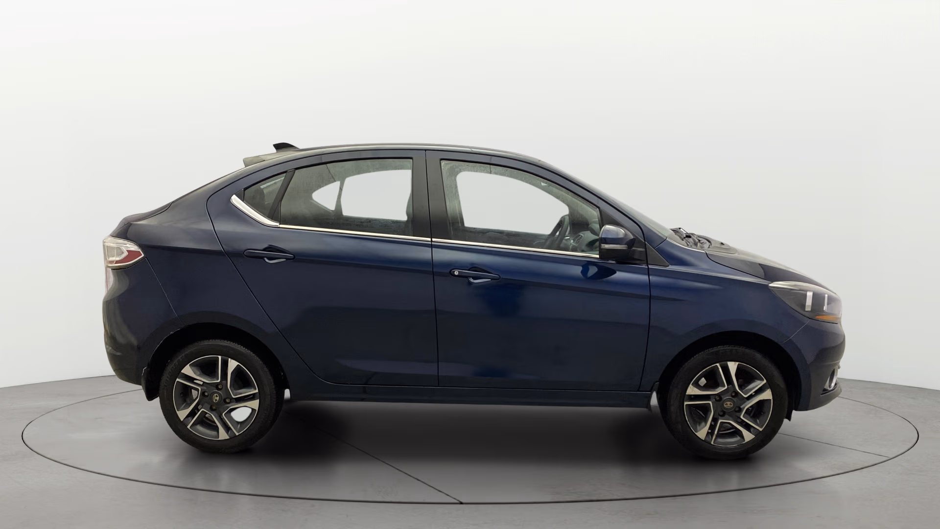 View 2019 Tata Tigor XE Diesel Image 8 Used 2019 Tata Tigor XE Diesel Image 8