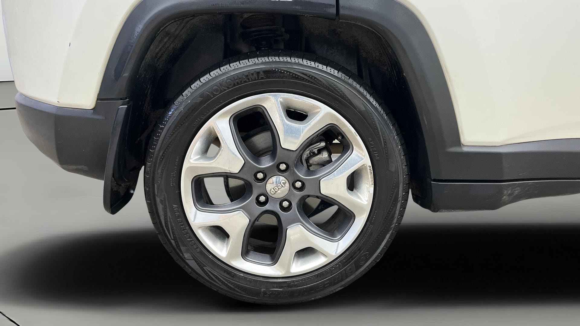 View 2019 Jeep Compass Limited Plus AT Image 33 Used 2019 Jeep Compass Limited Plus AT Image 33