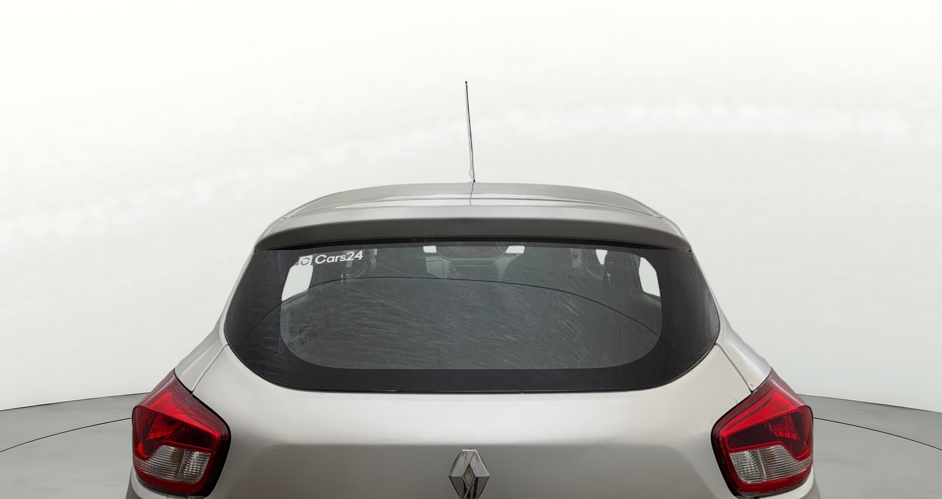 View 2016 Renault Kwid RXT 1.0 Image 4 Used 2016 Renault Kwid RXT 1.0 Image 4