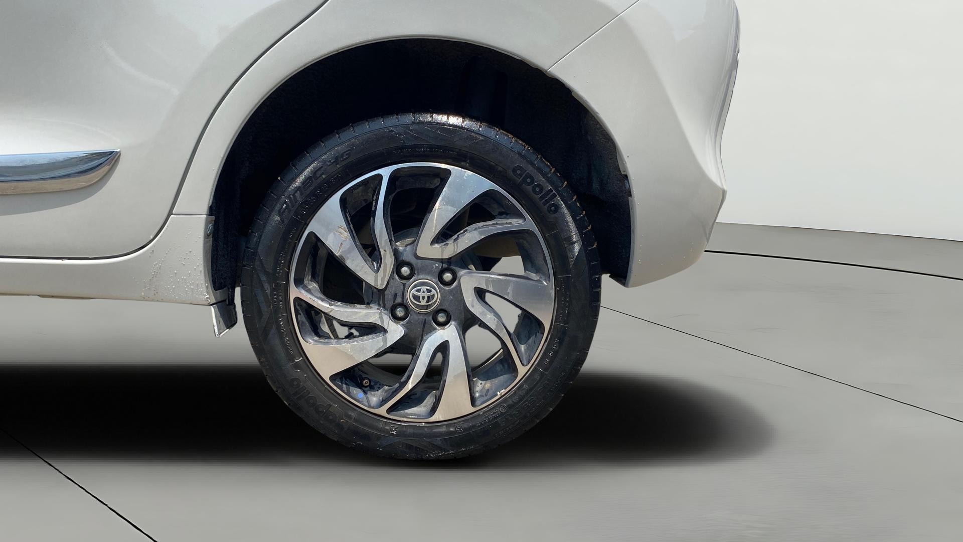 View 2020 Toyota Glanza G MT Image 11 Used 2020 Toyota Glanza G MT Image 11