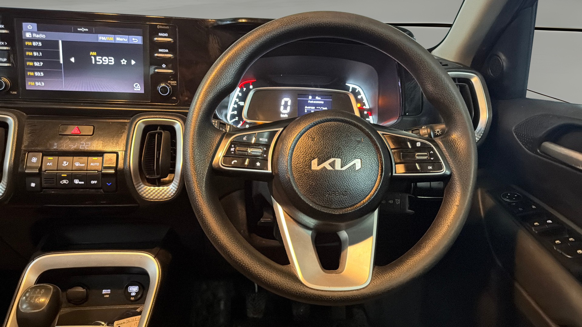 Used 2022 Kia Sonet Used 2022 Kia Sonet