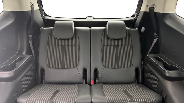View Kia Carens Image 10 Used Kia Carens Image 10