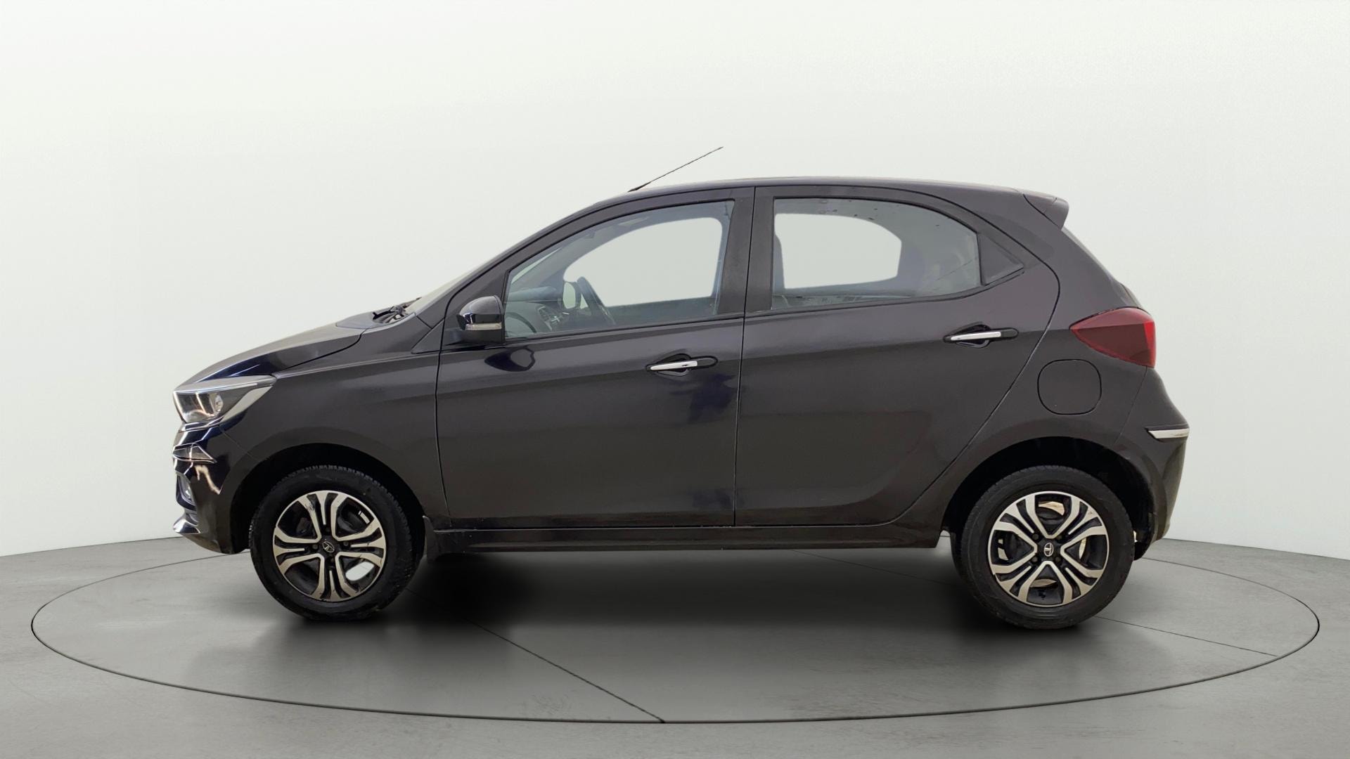 Used 2022 Tata Tiago Used 2022 Tata Tiago