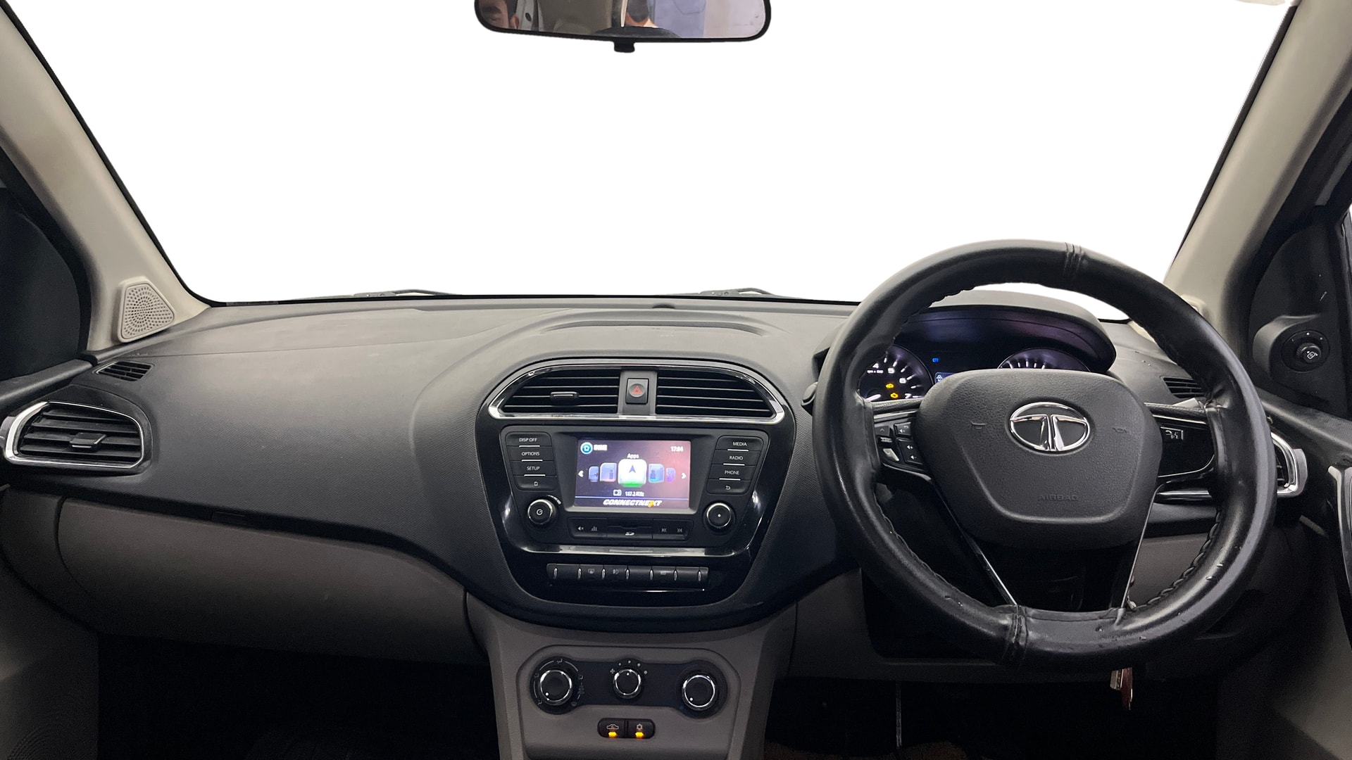 View 2019 Tata Tiago Revotorq XB Image 15 Used 2019 Tata Tiago Revotorq XB Image 15
