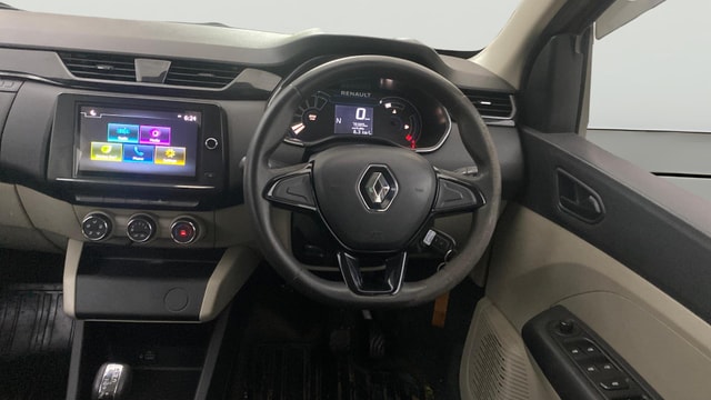 View Renault Triber Image 21 Used Renault Triber Image 21
