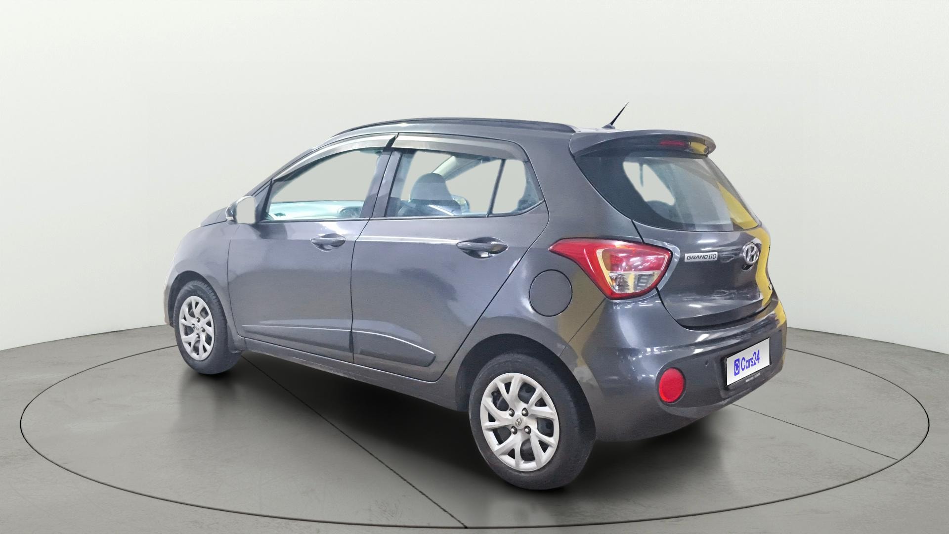 View 2020 Hyundai Grand i10 Sportz 1.2 Kappa Image 2 Used 2020 Hyundai Grand i10 Sportz 1.2 Kappa Image 2
