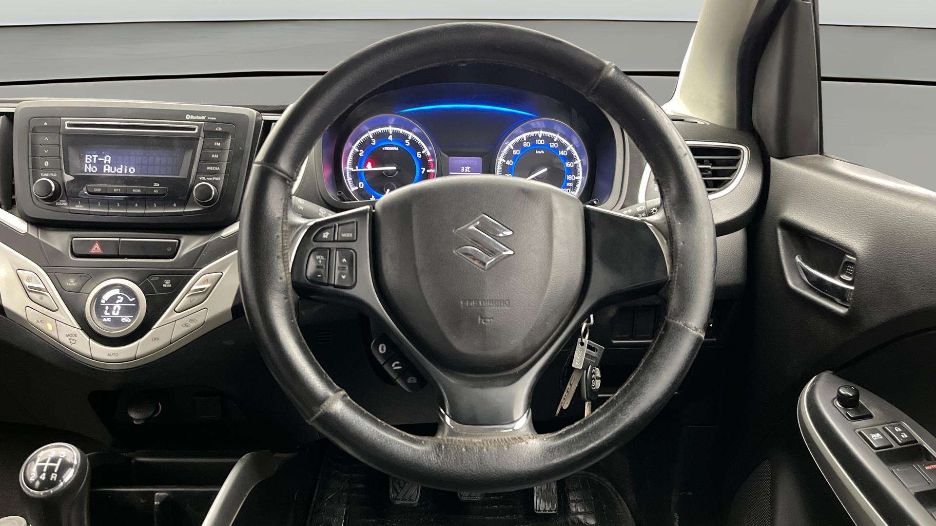 View 2017 Maruti Suzuki 1000 Base Variant Image 20 Used 2017 Maruti Suzuki 1000 Base Variant Image 20