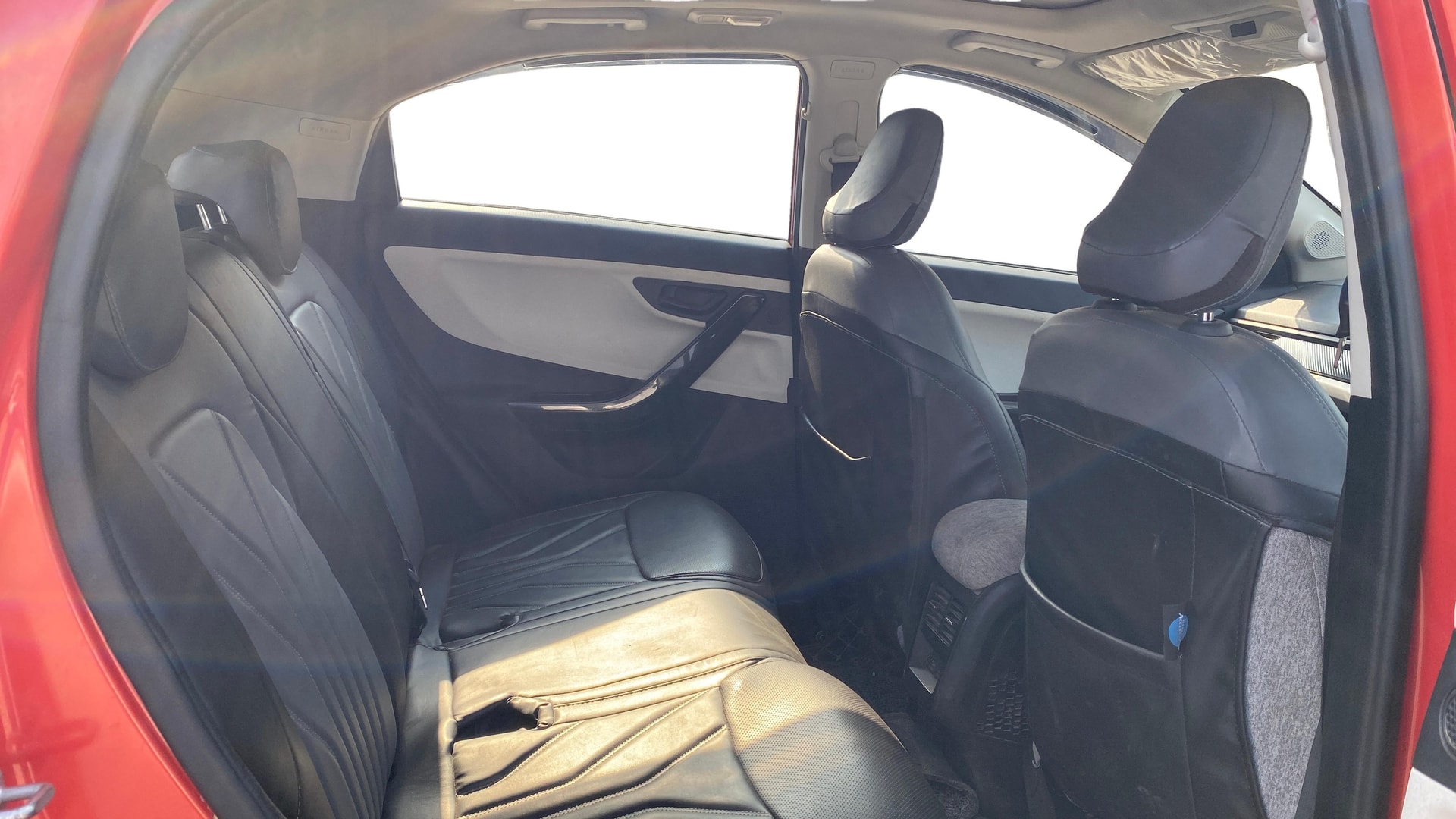 View 2024 Tata Curvv Smart 1.2 Revotron Petrol 6MT Image 30 Used 2024 Tata Curvv Smart 1.2 Revotron Petrol 6MT Image 30