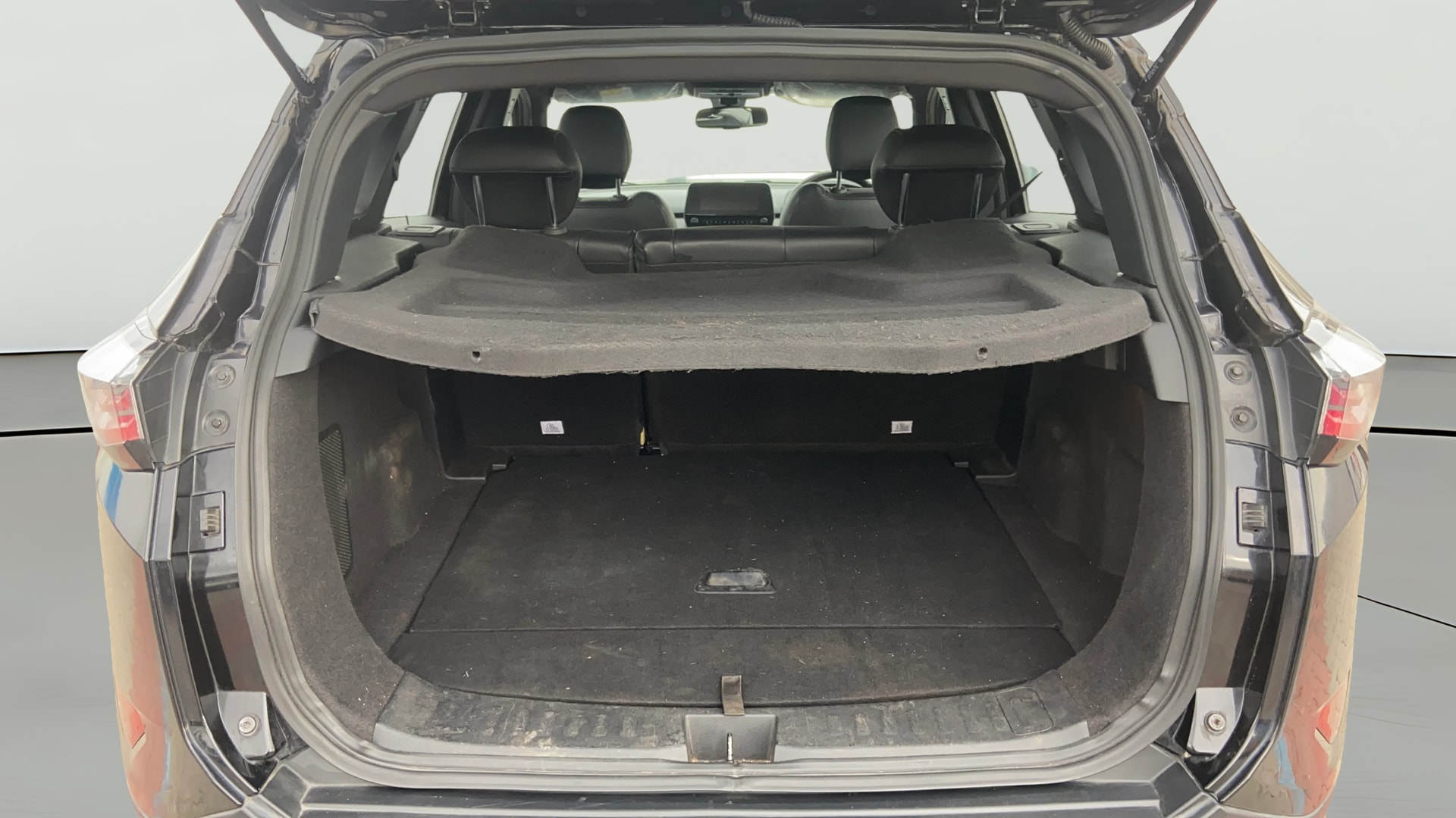 View 2022 Tata Harrier XE Image 39 Used 2022 Tata Harrier XE Image 39