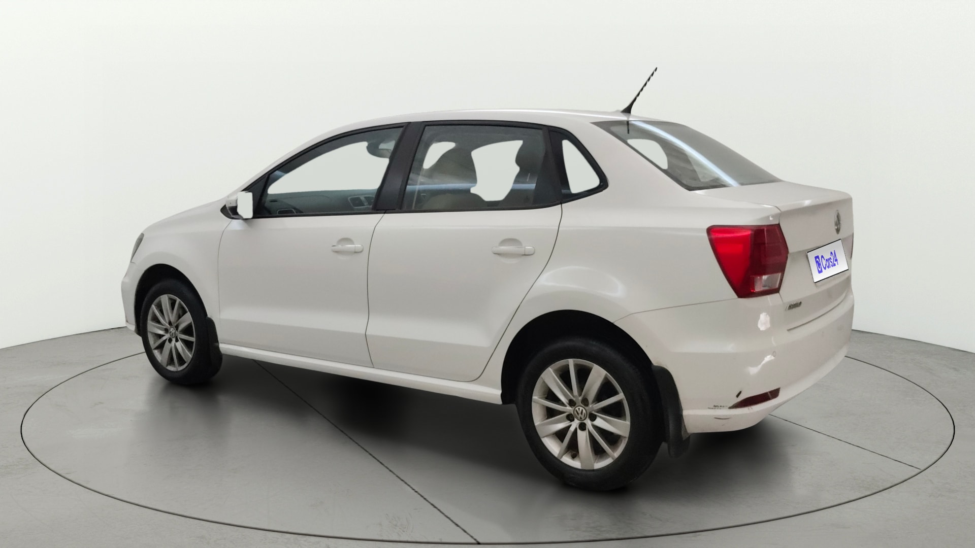 View 2017 Volkswagen Ameo 1.2L MPI Petrol Comfortline Image 2 Used 2017 Volkswagen Ameo 1.2L MPI Petrol Comfortline Image 2