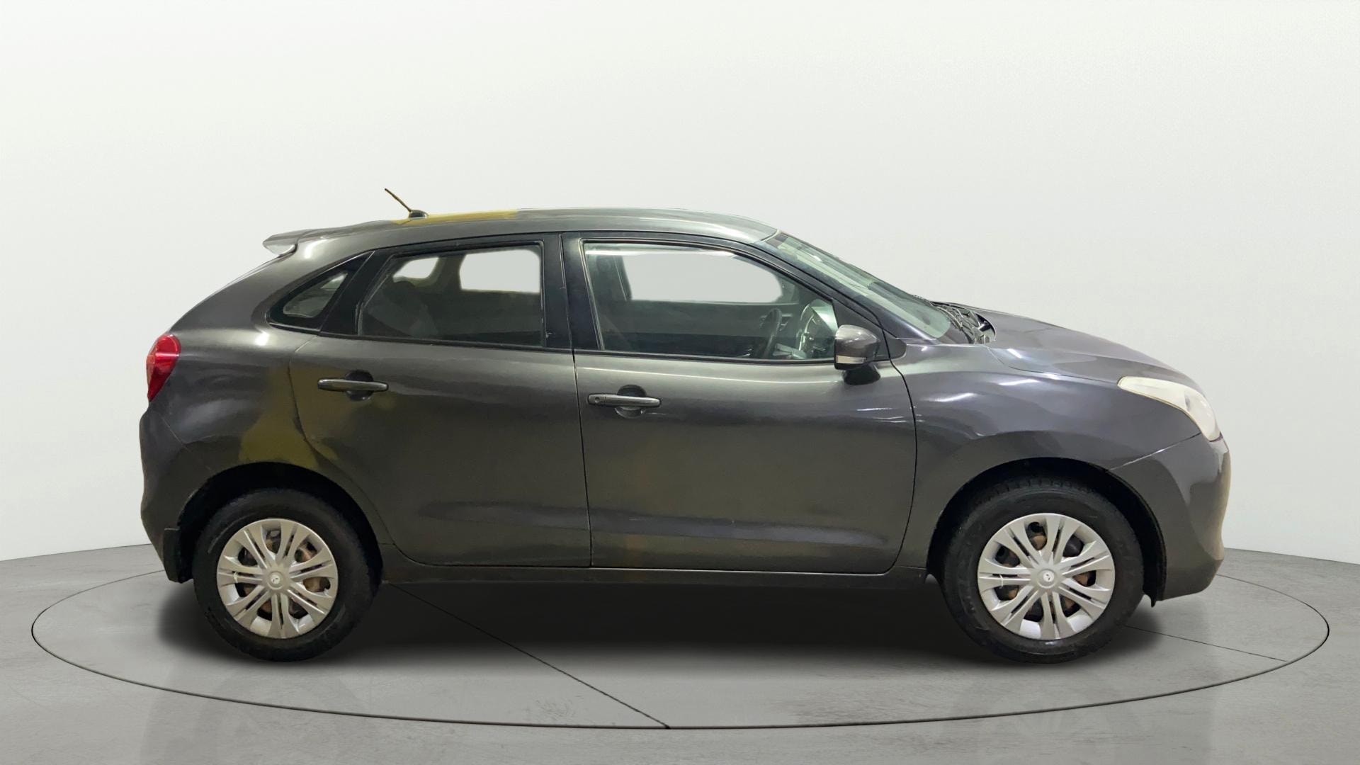 View 2018 Maruti Suzuki 1000 Base Variant Image 8 Used 2018 Maruti Suzuki 1000 Base Variant Image 8