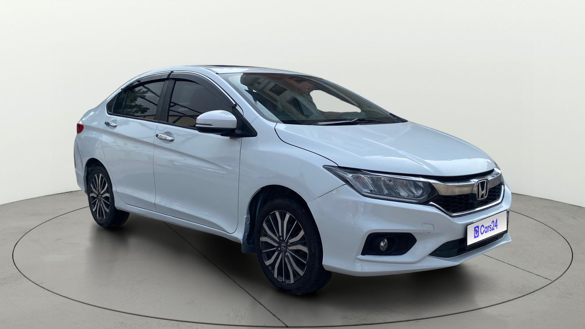 View 2017 Honda City ZX MT Diesel Anniversary Edition Image 22 Used 2017 Honda City ZX MT Diesel Anniversary Edition Image 22