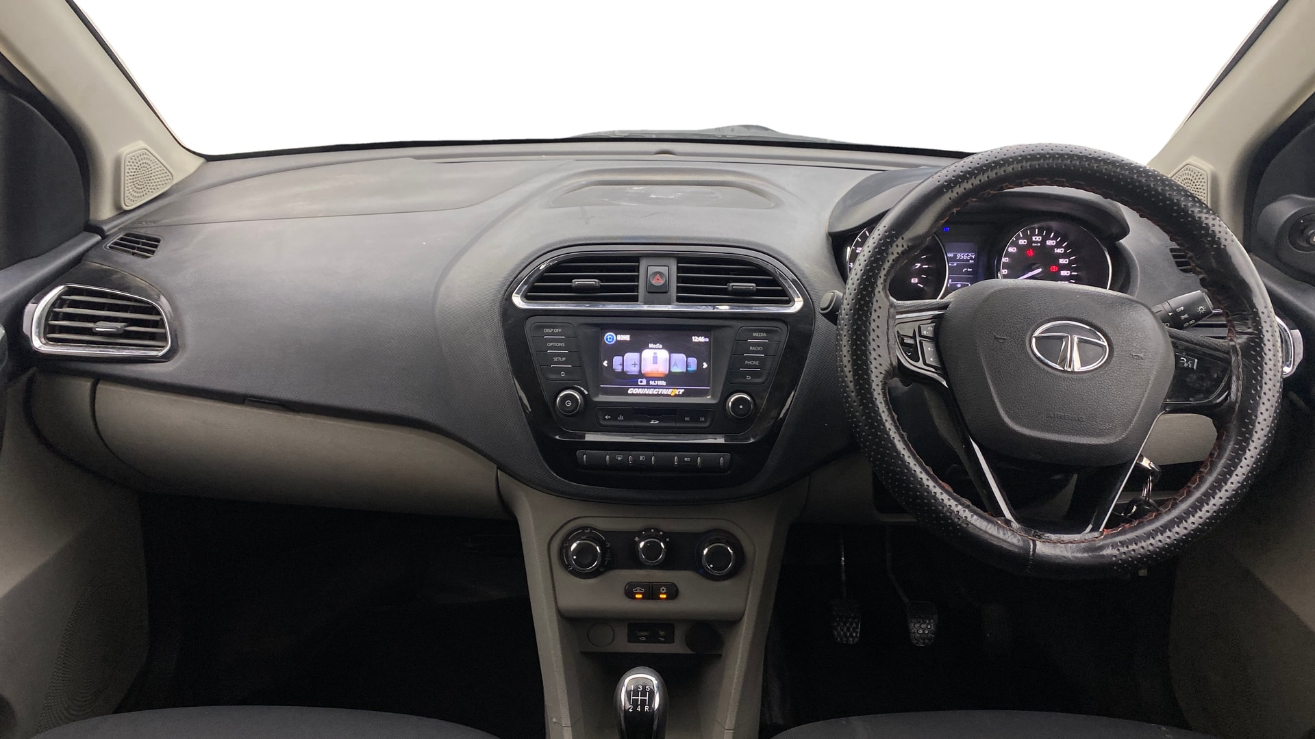 View 2019 Tata Tiago Revotorq XB Image 15 Used 2019 Tata Tiago Revotorq XB Image 15