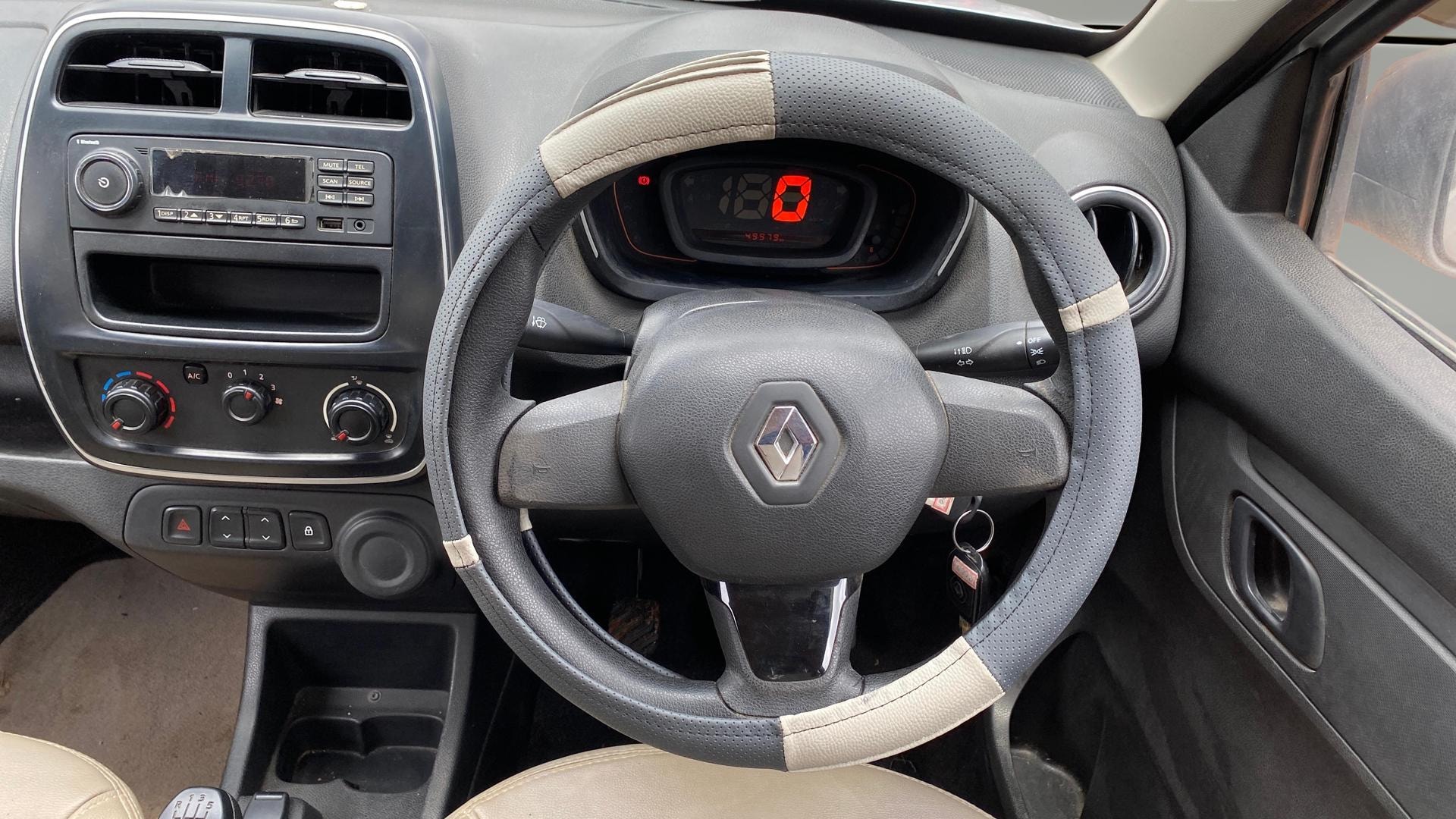 View 2018 Renault Kwid RXL Image 20 Used 2018 Renault Kwid RXL Image 20