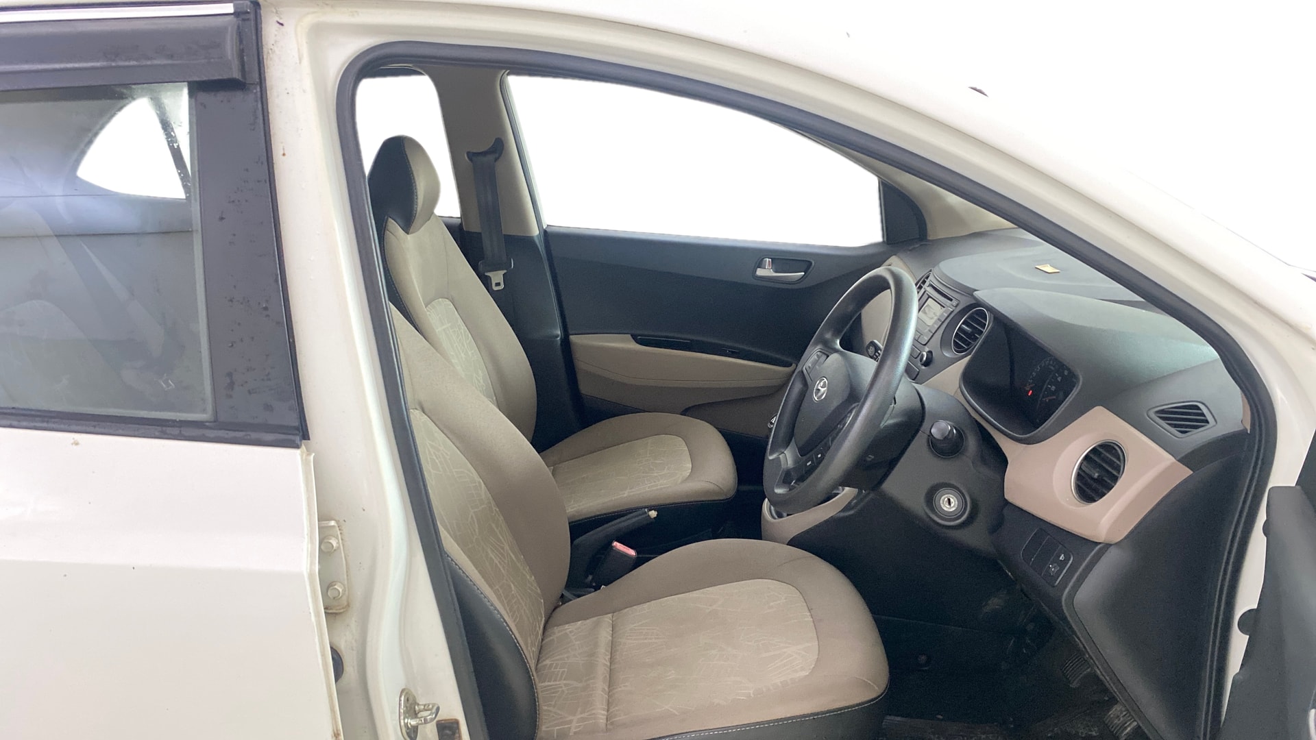 View 2014 Hyundai Xcent E Petrol Image 25 Used 2014 Hyundai Xcent E Petrol Image 25