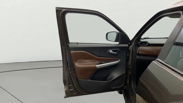 View Nissan Magnite Image 37 Used Nissan Magnite Image 37