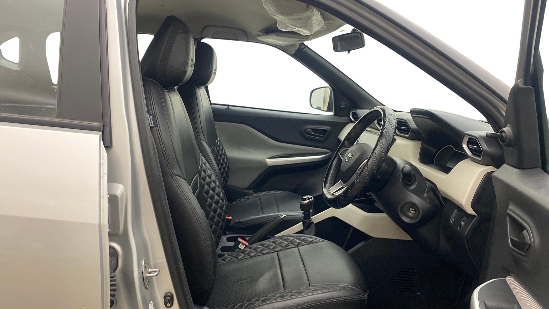View 2023 Nissan Magnite XE Image 26 Used 2023 Nissan Magnite XE Image 26