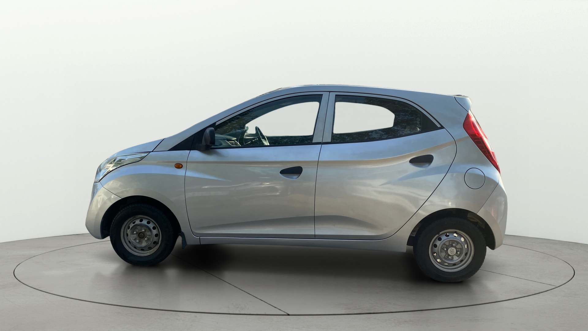 View 2016 Hyundai EON Era Plus Image 28 Used 2016 Hyundai EON Era Plus Image 28