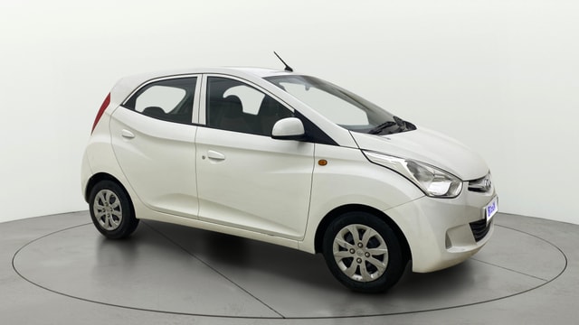 View Hyundai EON Image 35 Used Hyundai EON Image 35
